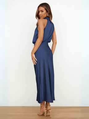Vestido Midi Acetinado Acinturado com Gola Alta Drapeada Elegante – Rayca